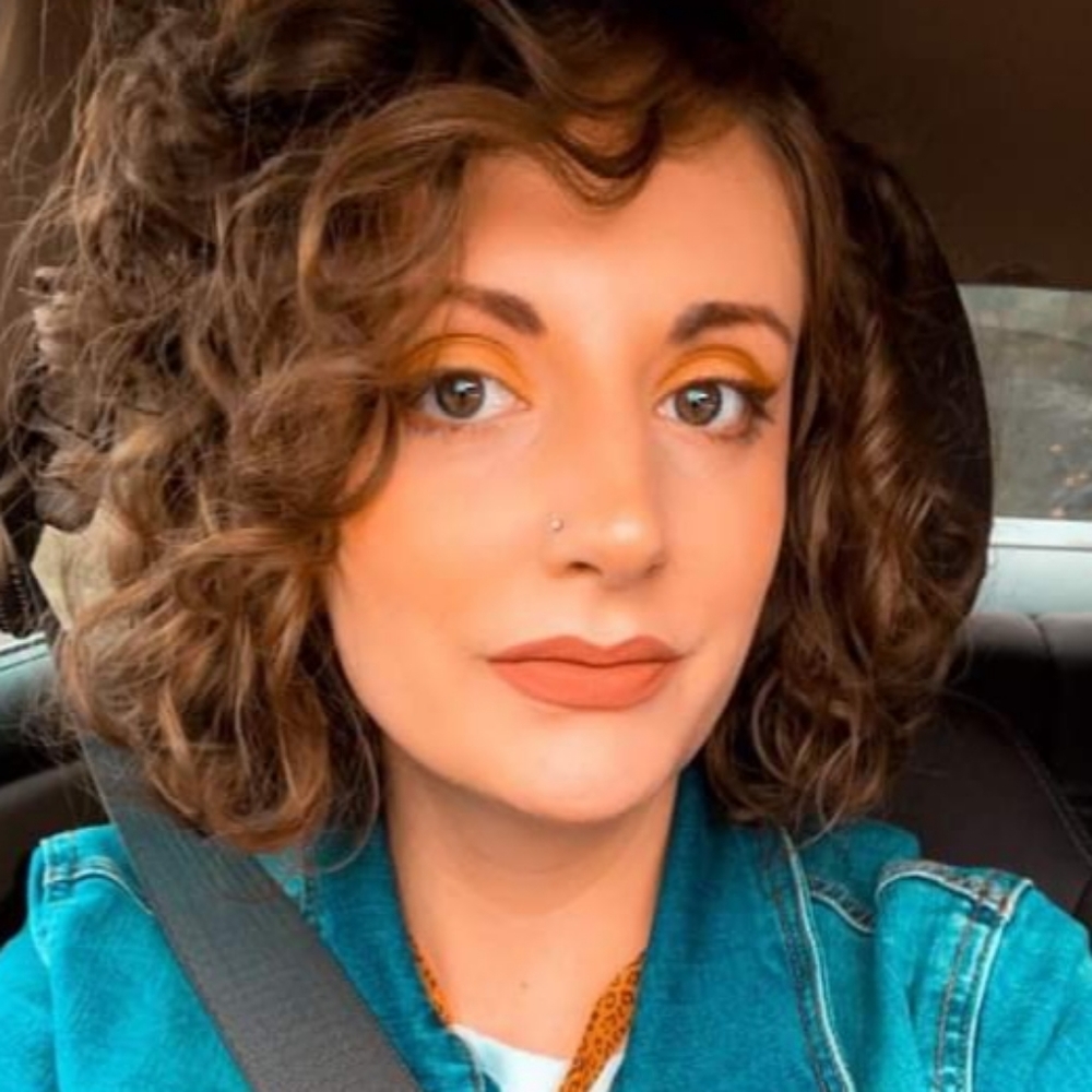 Meet your Posher, Lacey